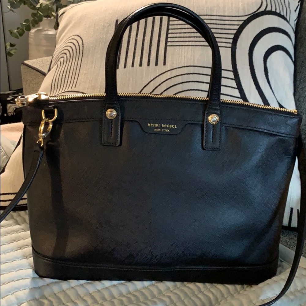 Henry Bender  black bags  . Look. New .